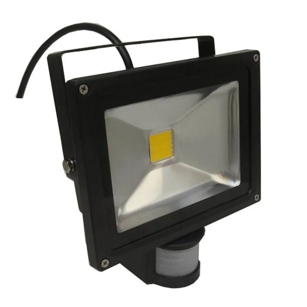 PROŽEKTOR LED 30W LIIKUMISANDUR MUST