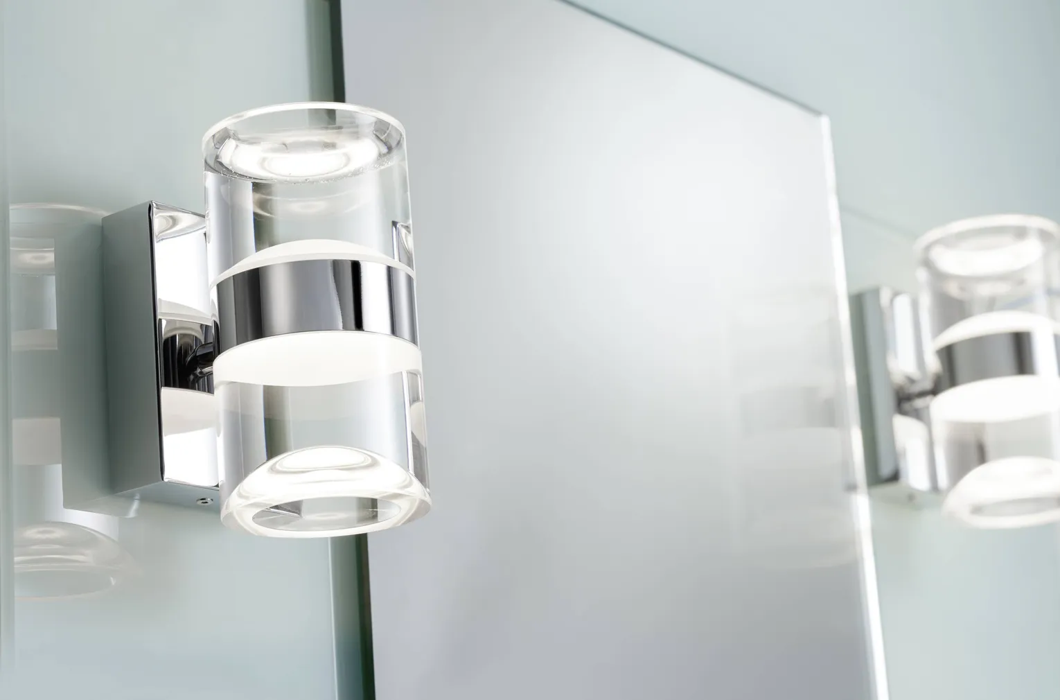 VANNITOAVALGUSTI TRIO BRIAN LED 2X2,8 W LED 3000K IP44 