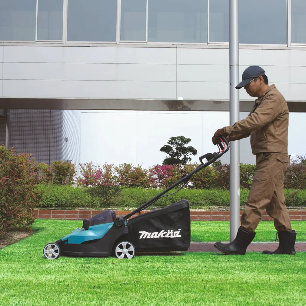 AKUMURUNIIDUK MAKITA DLM431Z 18+18V AKU JA LAADIJATA MUDEL