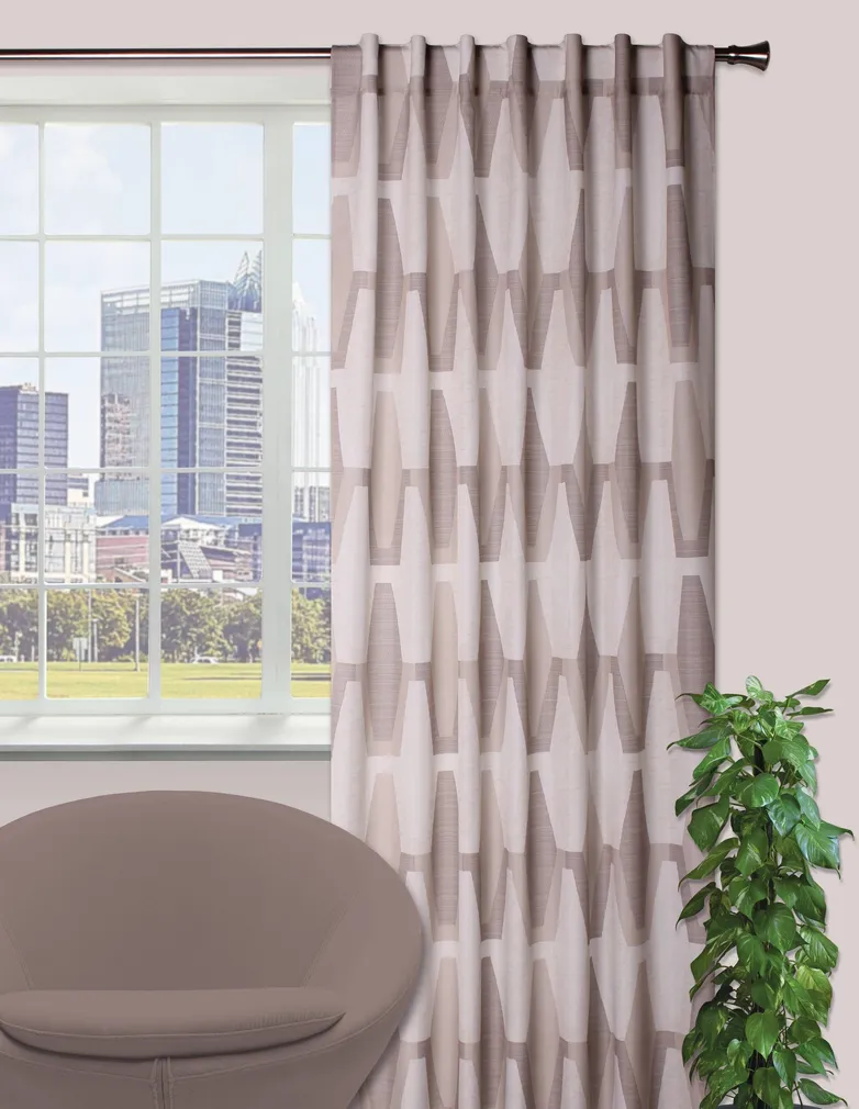 KARDIN PEIDETUD AASADEGA SPLENDID MODA 140X245CM BEEŽ
