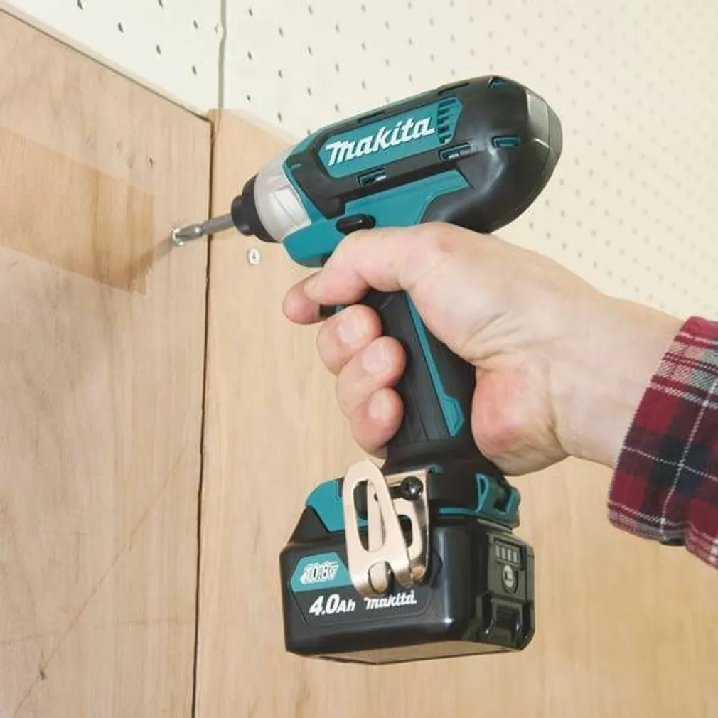 AKULÖÖKKRUVIKEERAJA MAKITA TD110DZ 10,8V ILMA AKU JA LAADIJATA