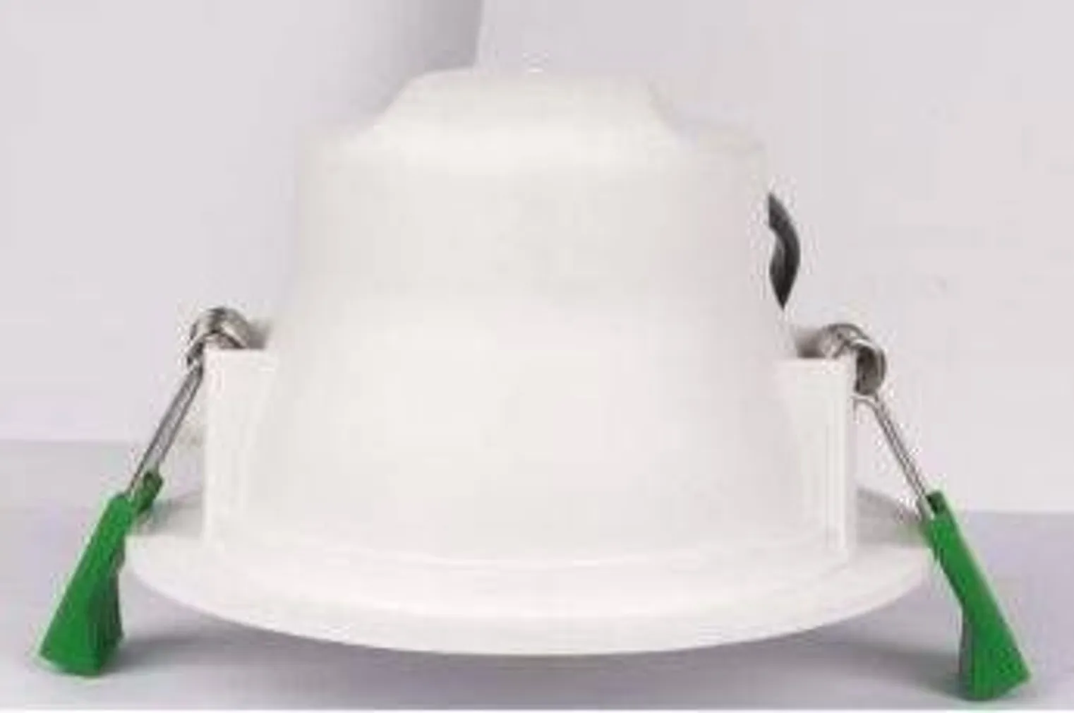 SÜVISVALGUSTI 9W LED 700LM 4000K DIM IP44