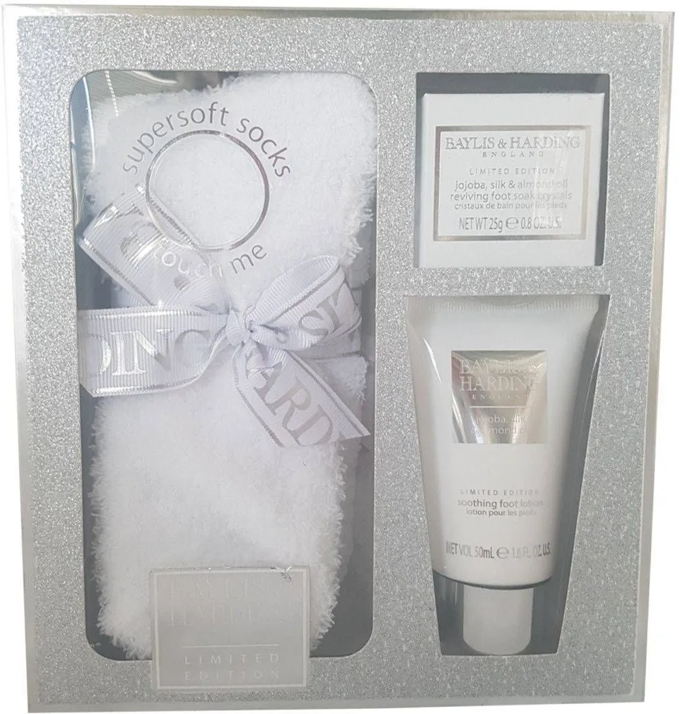 KINKEKOMPLEKT NAISTELE BAYLIS&HARDING JOJOBA, SILK & ALMOND OIL