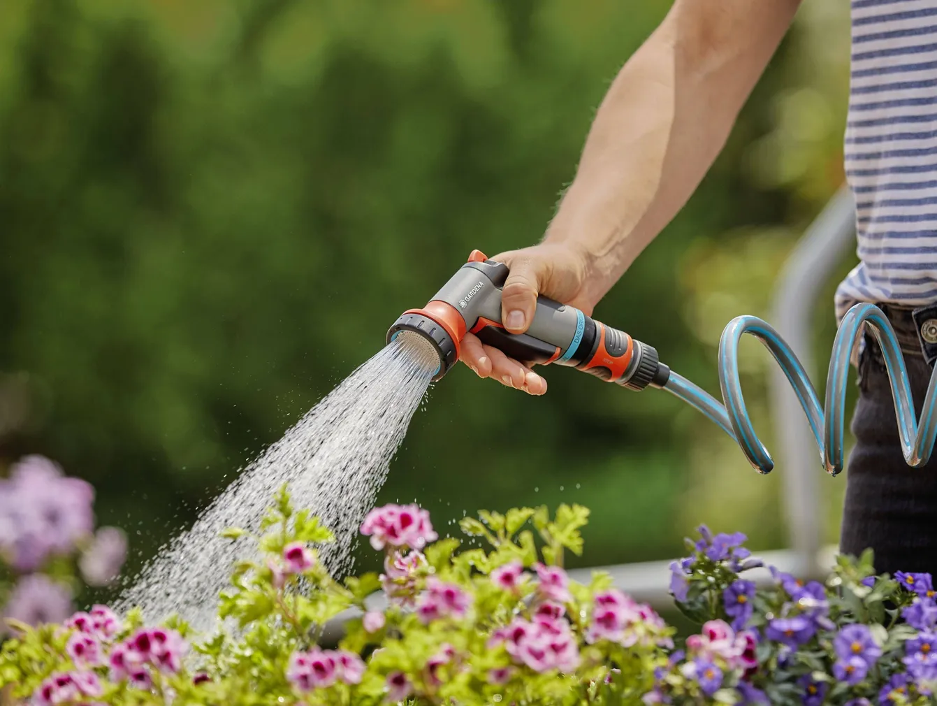 KASTMISPÜSTOL RÕDUDELE JA TERRASSIDELE GARDENA