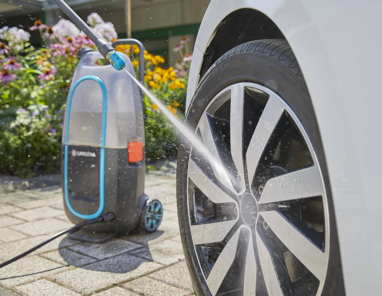 SURVEPESUR GARDENA AQUACLEAN LI 40/60 ILMA AKU JA LAADIJATA