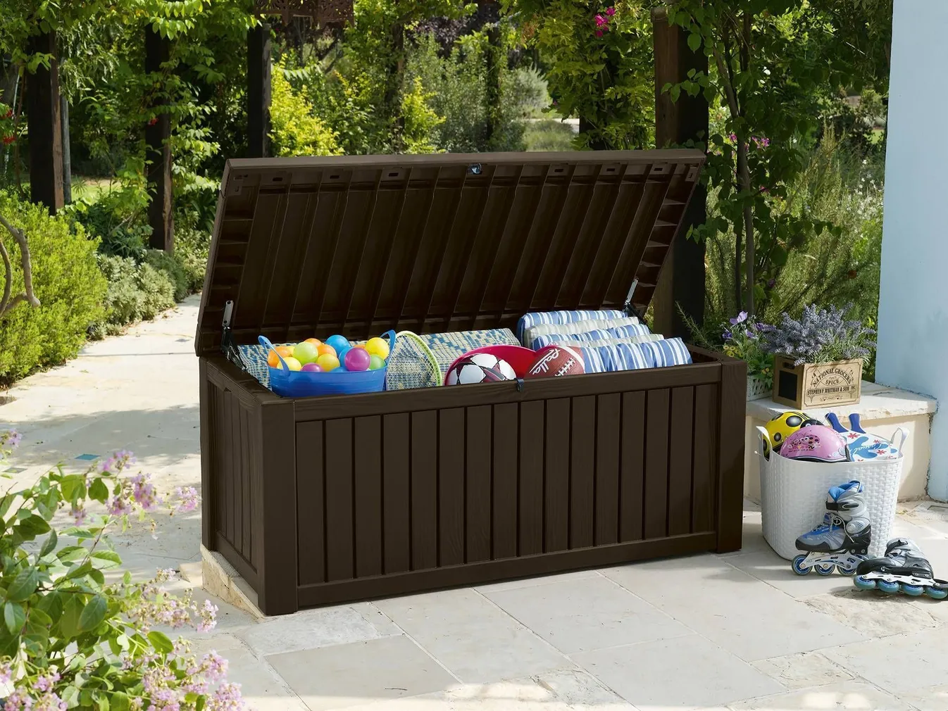 HOIUKAST ROCKWOOD 570L PRUUN