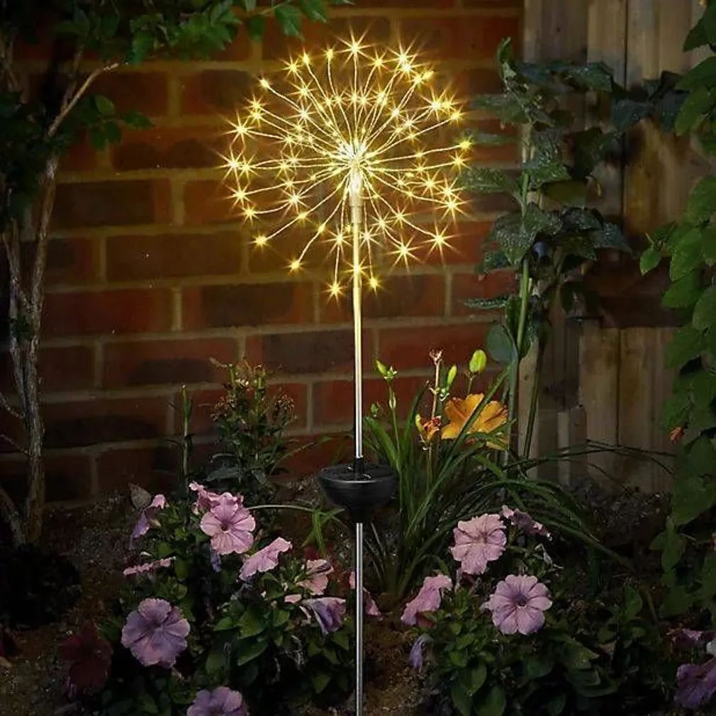 VALGUSTI PÄIKESEPATAREIGA 90LED 8X85CM