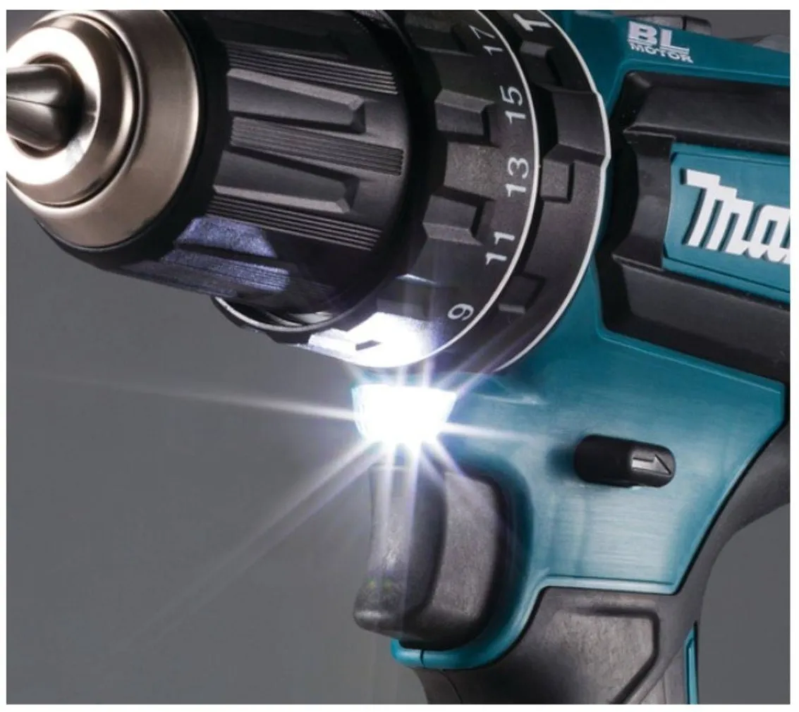 COMBOKIT MAKITA DLX2334J 18V 3X3,0AH (DHP485+DGA504)