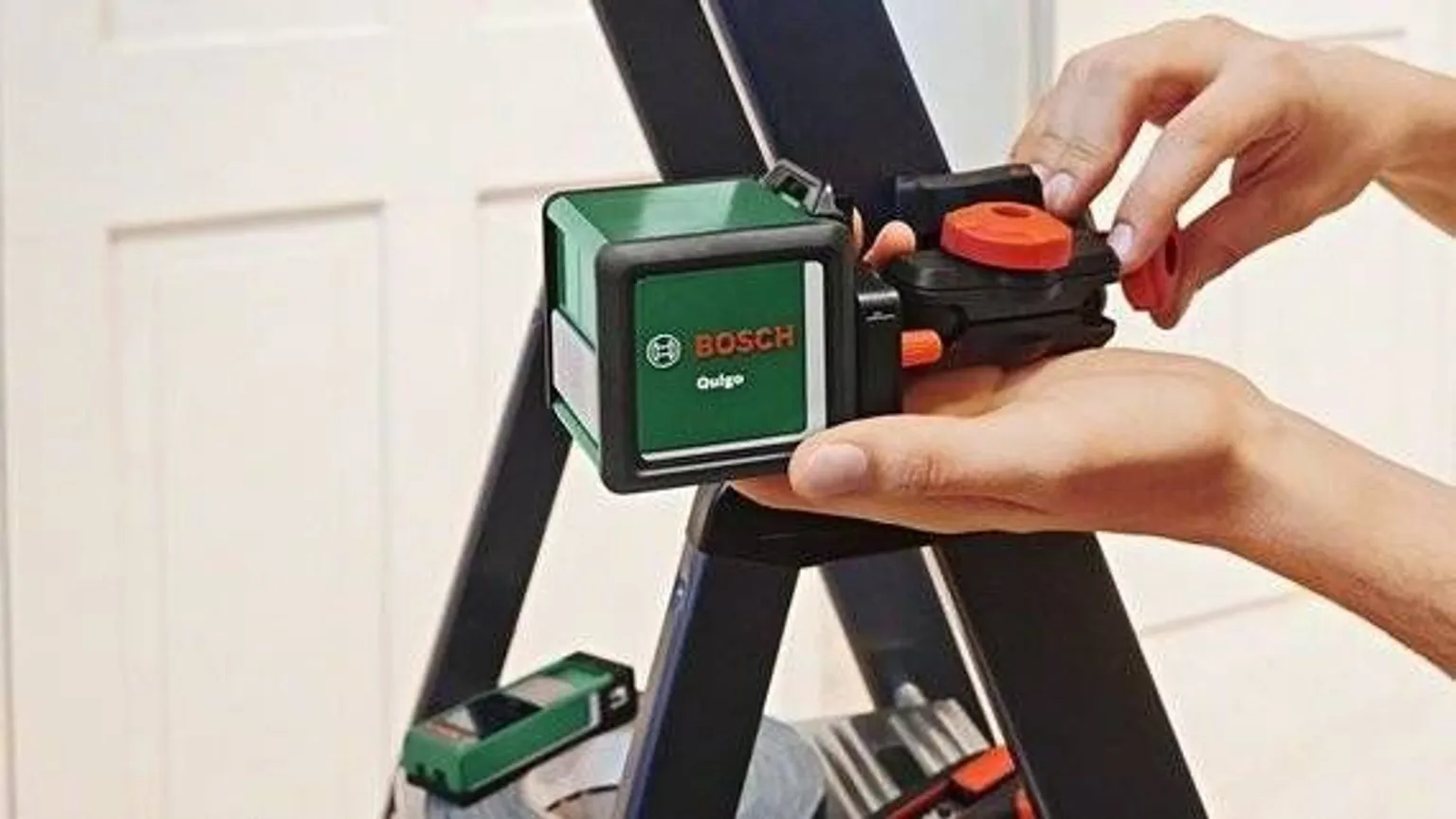 RISTJOONLASER BOSCH QUIGO III