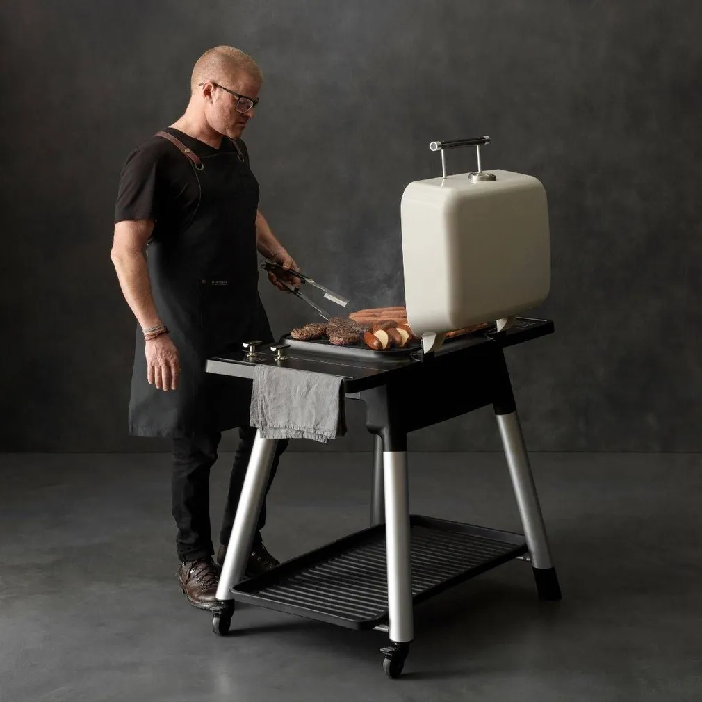 GAASIGRILL EVERDURE BY HESTON BLUMENTHAL FORCE HELEHALL