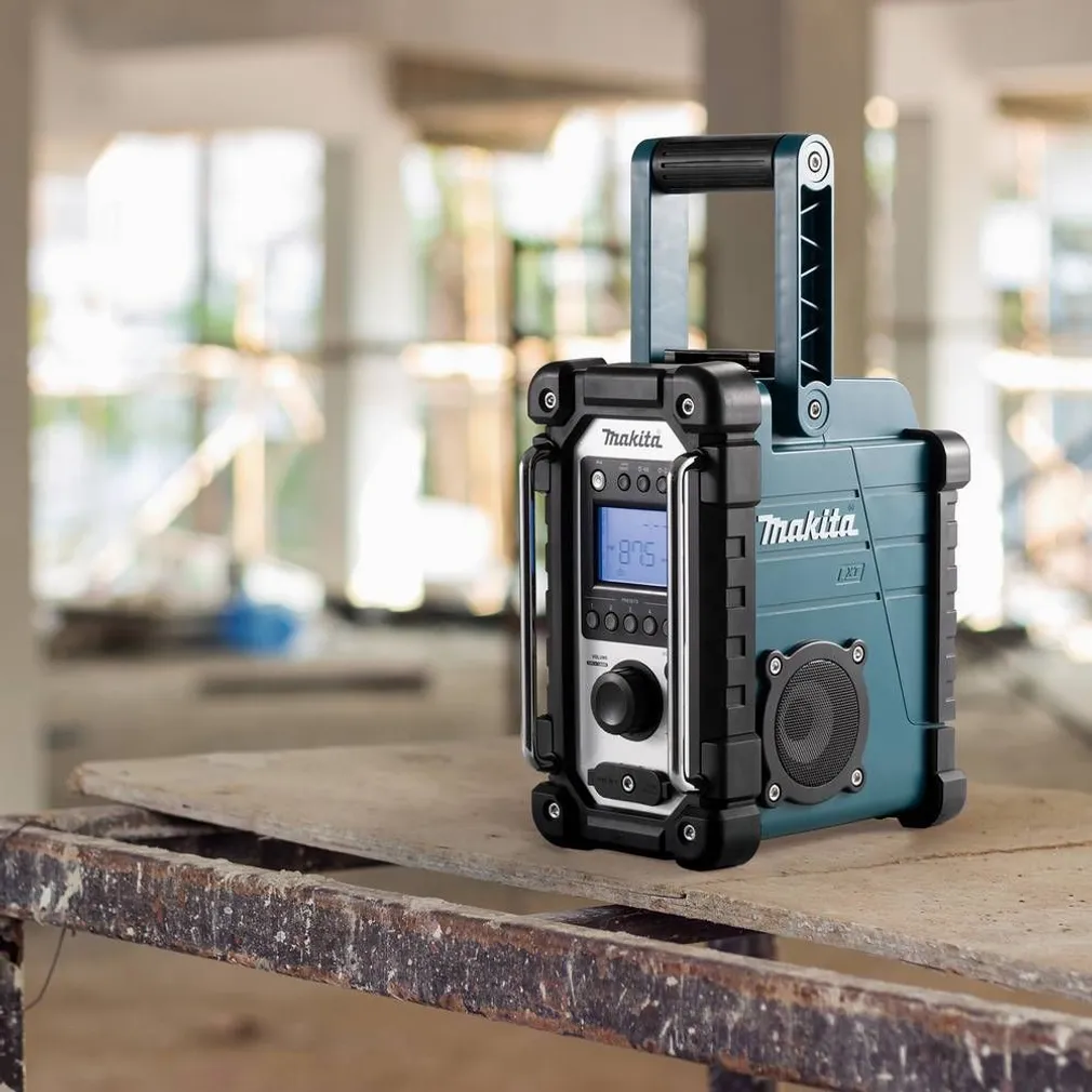 AKURAADIO MAKITA DMR116 18V LI-ION/G-SEERIA/220V