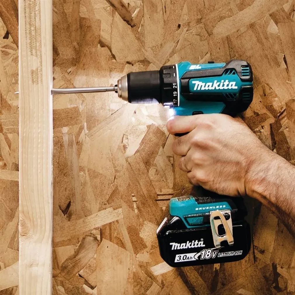 AKUTRELL MAKITA DDF485RT HARJAVABA 18V 1X5,0AH + KIIRLAADIJA