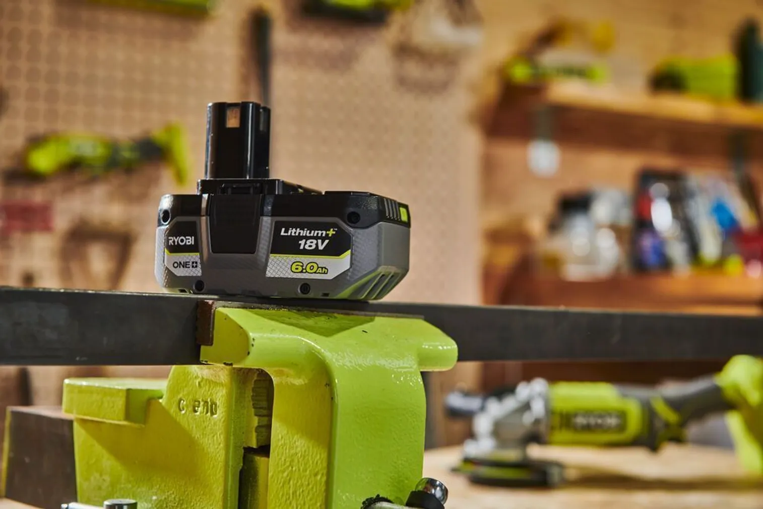 AKU RYOBI 18V 6 0AH LITHIUM RB1860X Bauhof