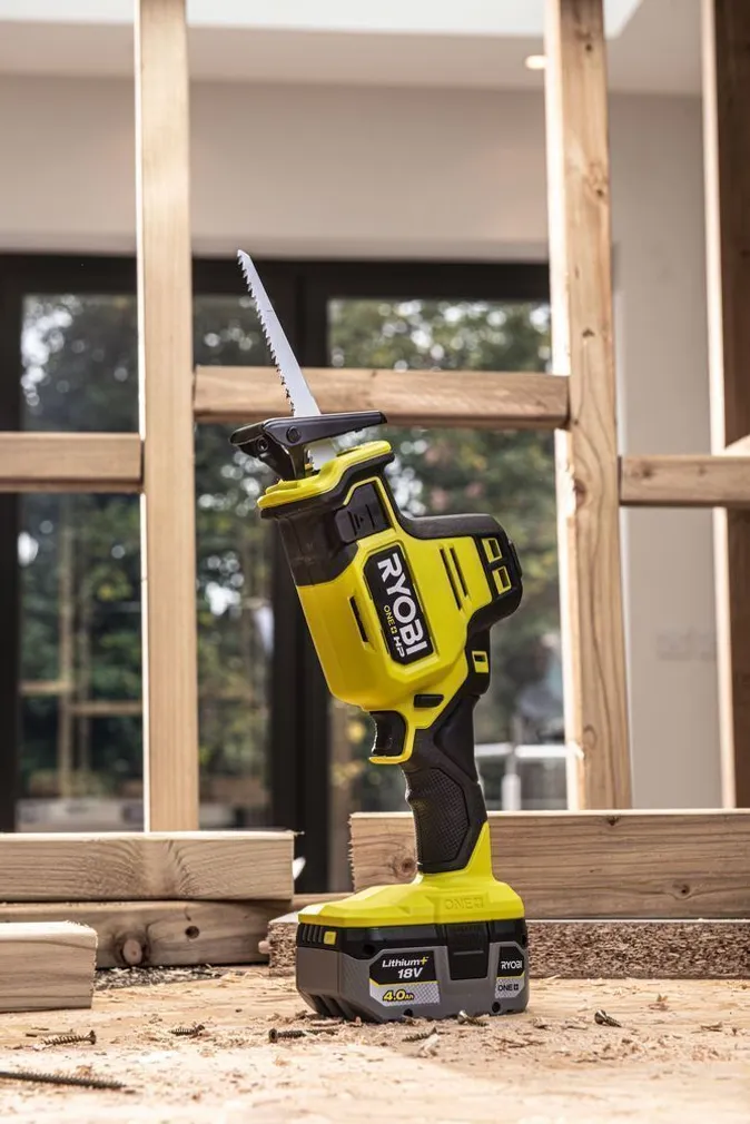 AKUUNIVERSAALSAAG RYOBI RRS18C 18V ONE+