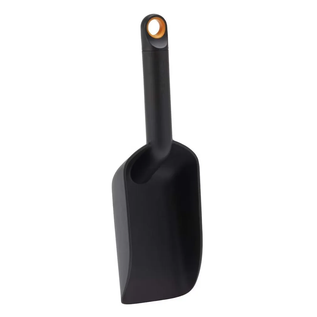ISTUTUSKÜHVEL FISKARS MEDIUM