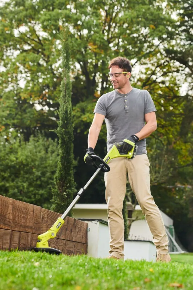 AKUTRIMMERNIIDUK RYOBI 30CM KOLM-ÜHES RY18LMC30A-0 18V
