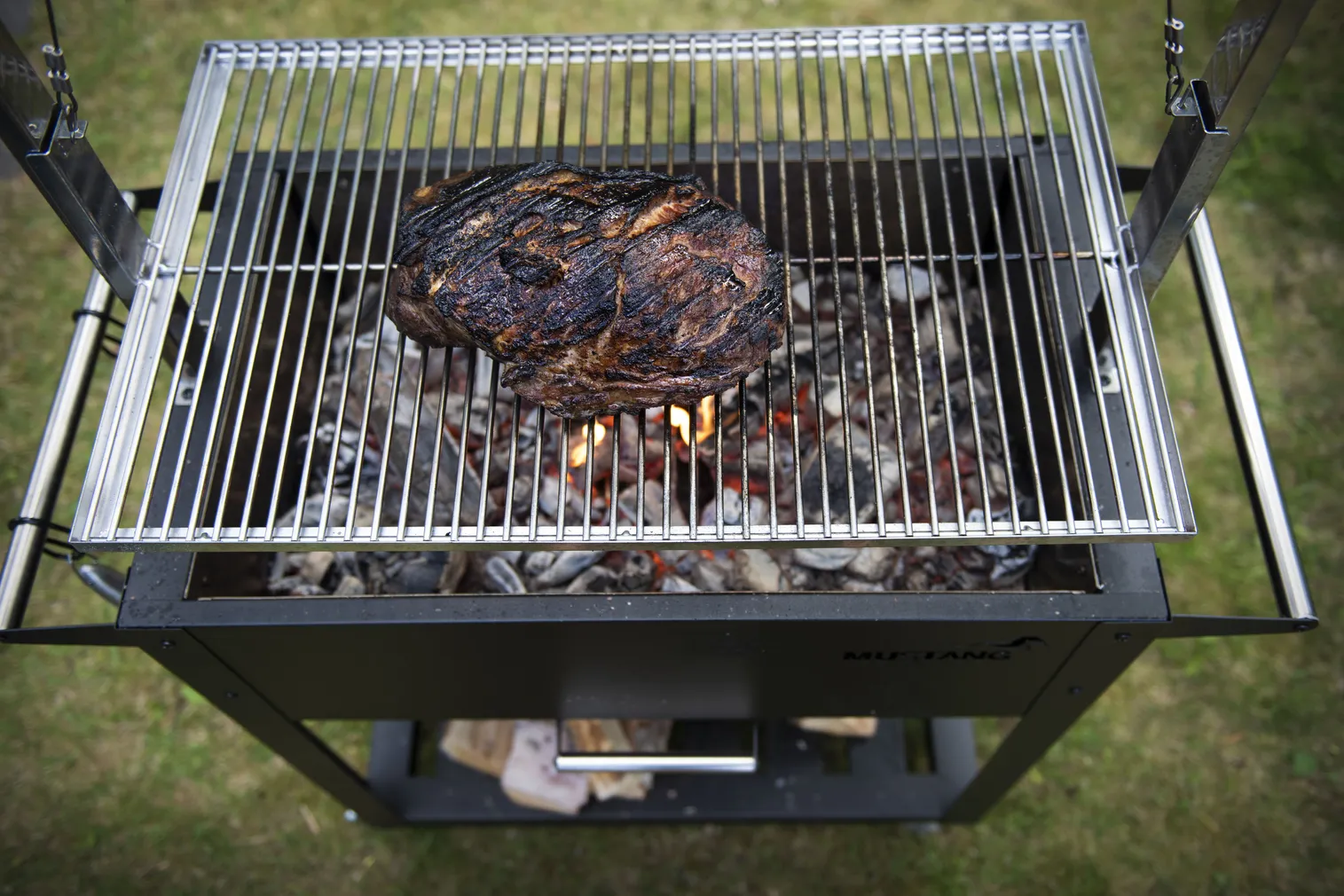 SÖEGRILL MUSTANG PATAGONIA
