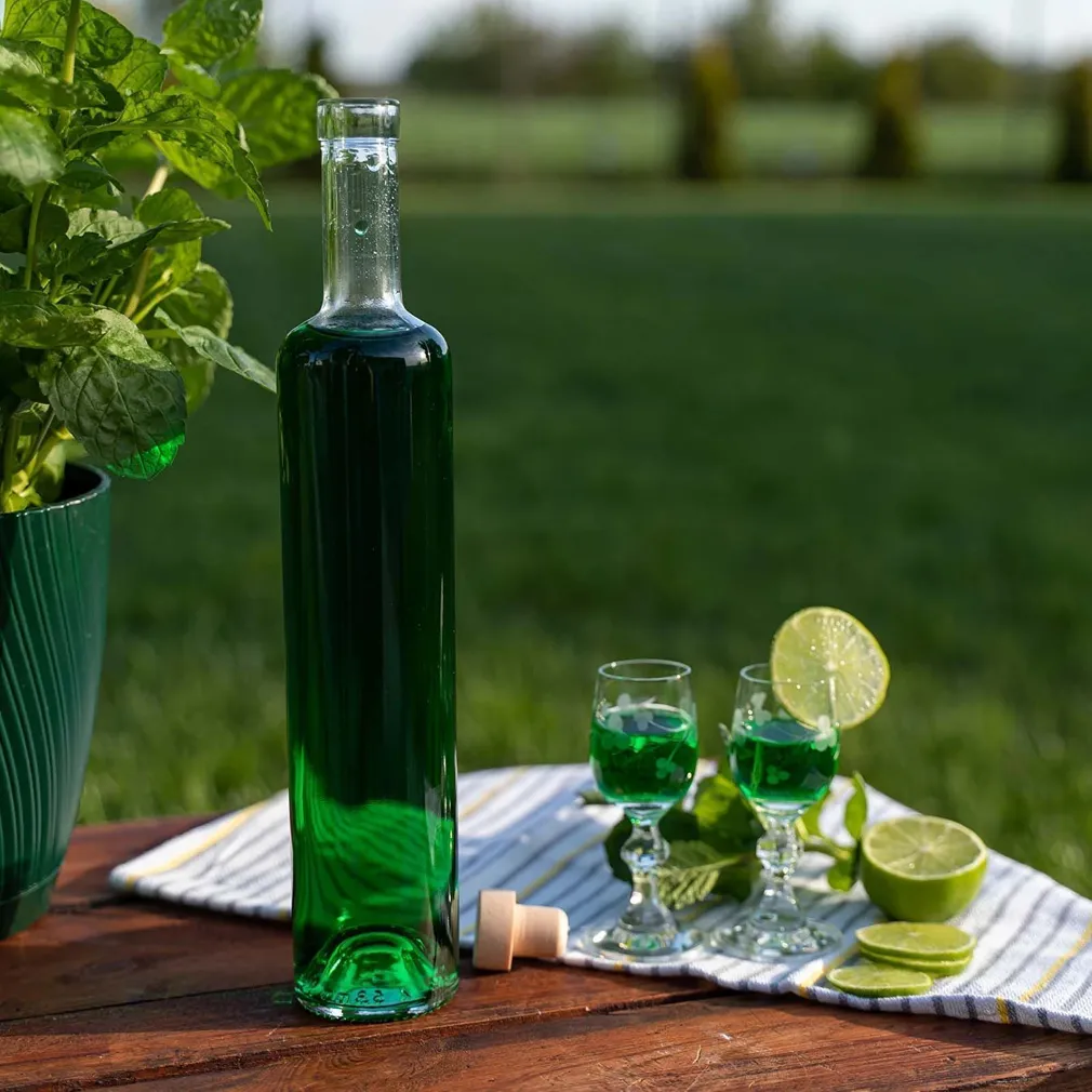 KLAASPUDEL BROWIN MARINA T-KORGIGA 0,5L VALGE