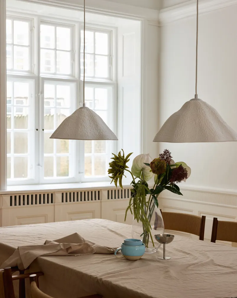 RIPPVALGUSTI LEDVANCE LEAF E27 VALGE
