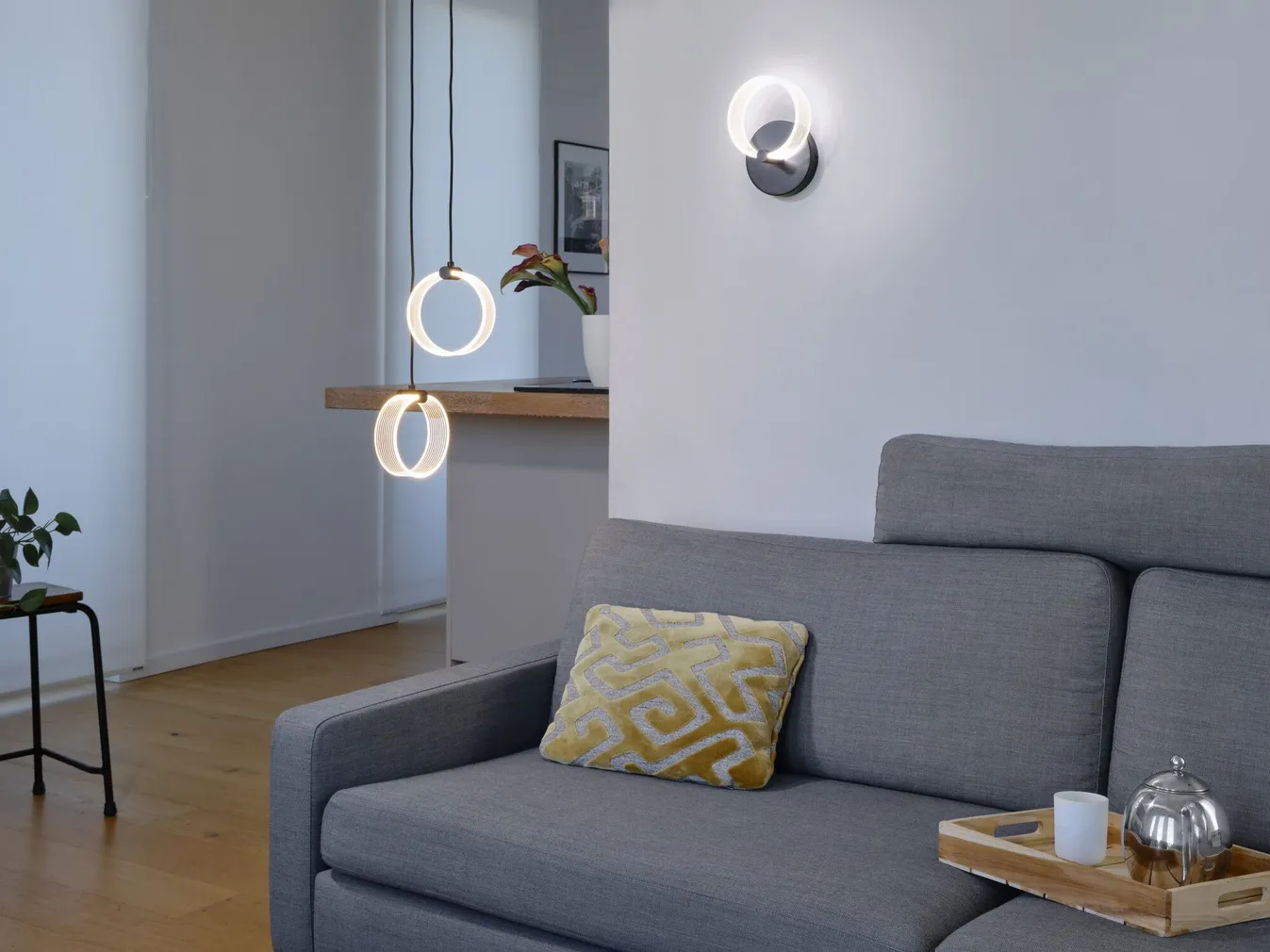 RIPPVALGUSTI LEDVANCE CIRCLE 2X PL 14W CCT MUST