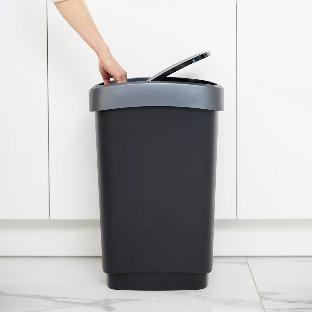 PRÜGIKAST TWIST KAANEGA MUST 50L
