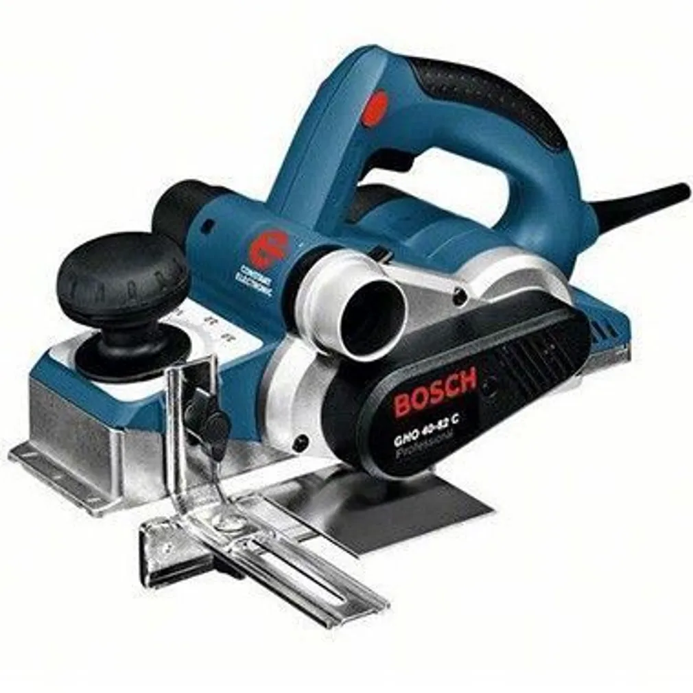HÖÖVEL BOSCH GHO40-82C