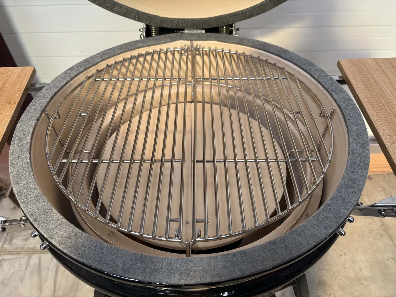 GRILL HOOVI KAMADO MAX KÜPSETUSSÜSTEEMIGA