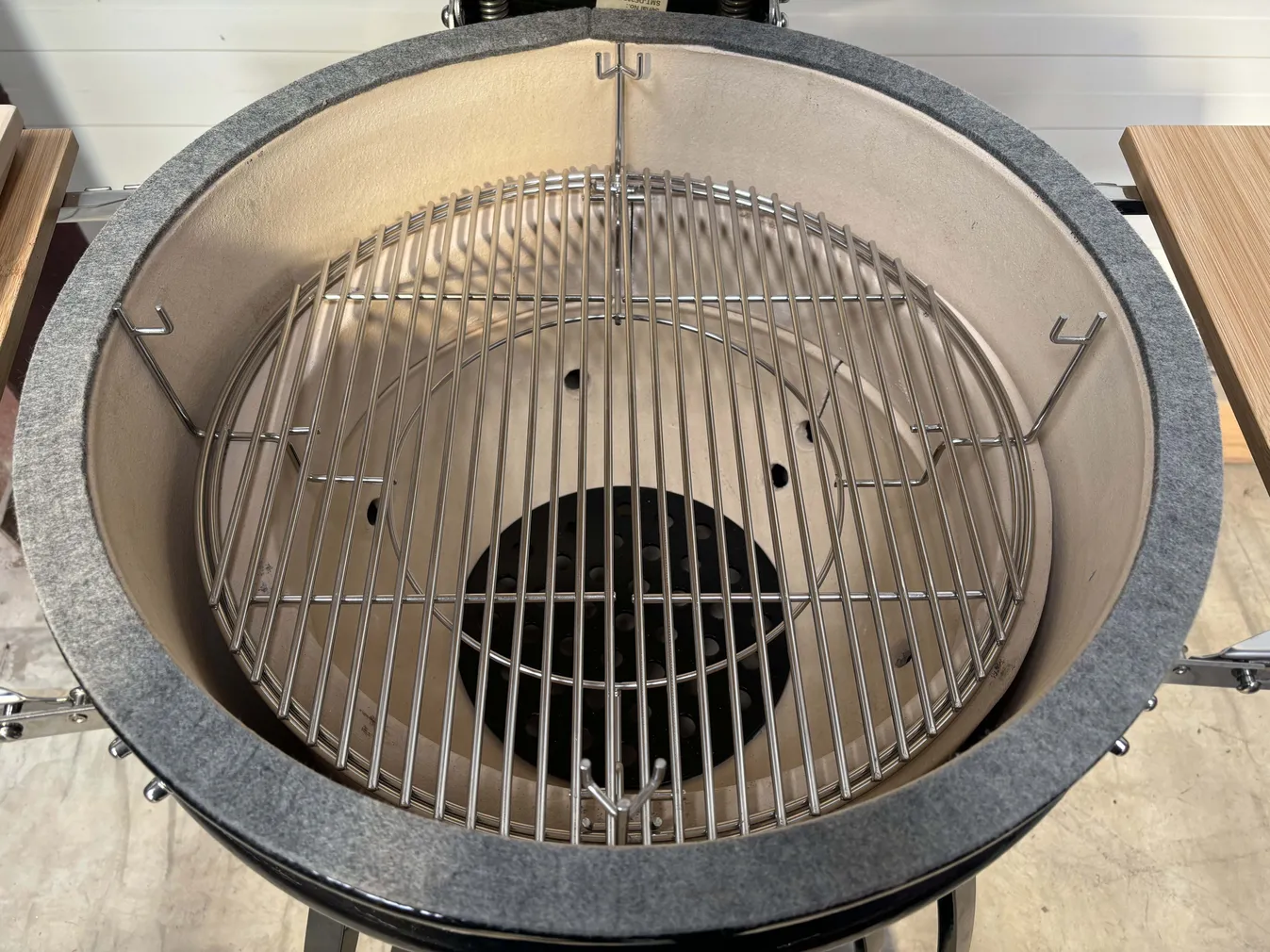 GRILL HOOVI KAMADO MAX KÜPSETUSSÜSTEEMIGA