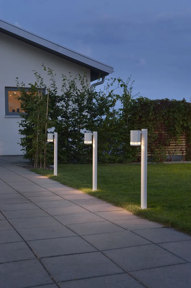 VÄLISVALGUSTI KONSTSMIDE VÄIKE LATERN MODENA 35W IP44 GU10 VALGE