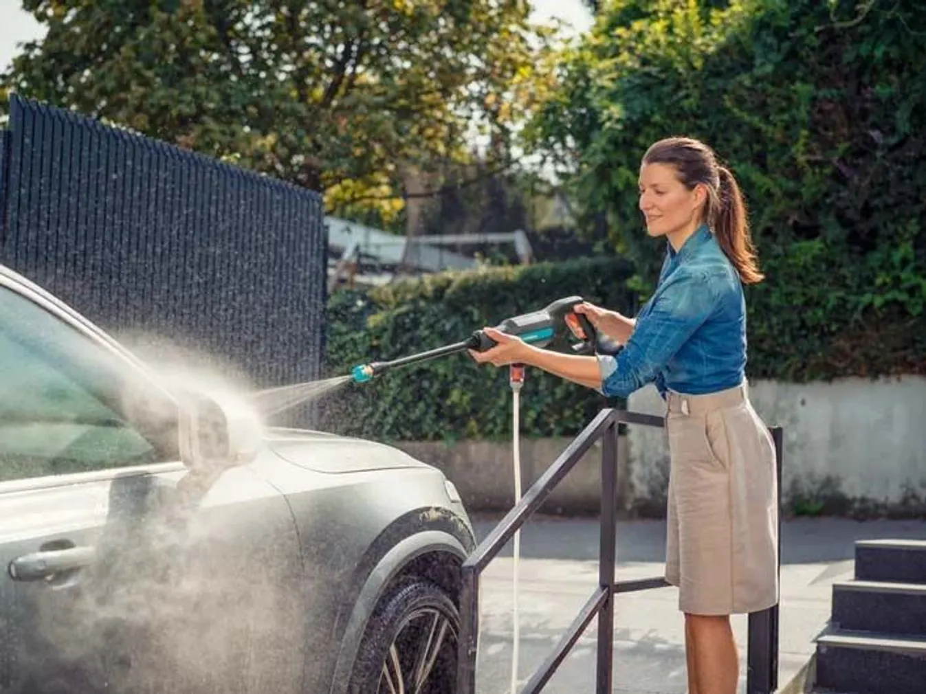 SURVEPESUR GARDENA AQUACLEAN 24/18V P4A, ILMA AKU JA LAADIJATA