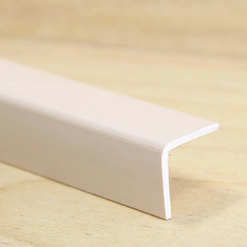 VÄLISNURGALIIST PVC KKU12 BEEŽ 12X12MM 2,6M