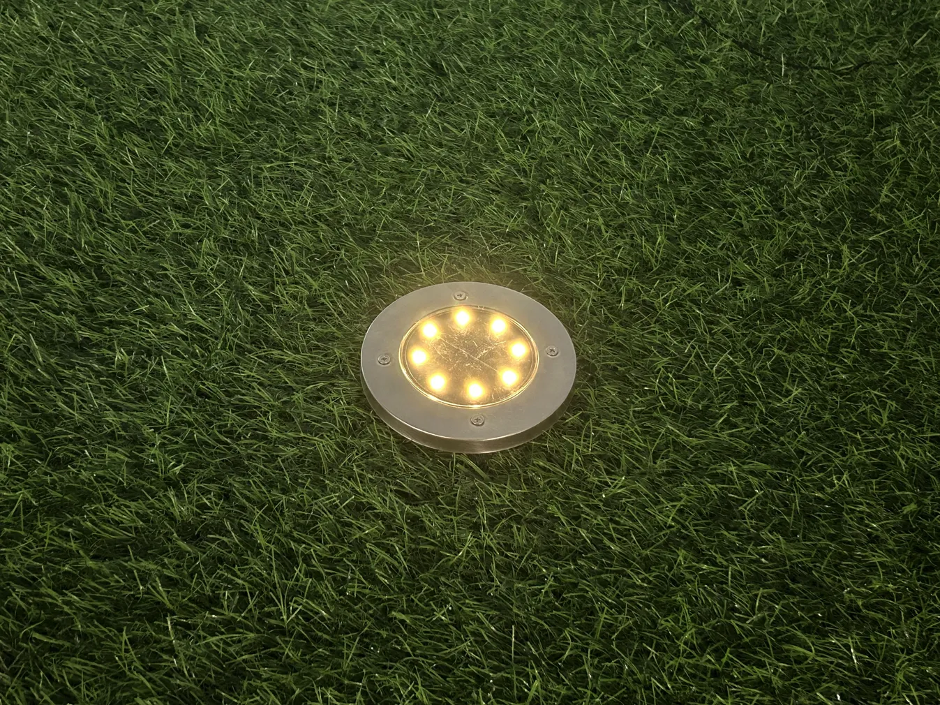 AIAVALGUSTI SOLAR LED Ø11,5CM PÄIKESEPANEELIGA 2TK