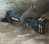AKUUNIVERSAALTÖÖRIIST MAKITA TM30DZ 10,8V ILMA AKU JA LAADIJATA