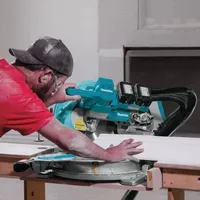 AKUNURGASAAG MAKITA DLS111ZU 2X18 V 260 MM, ILMA AKU JA LAADIJATA