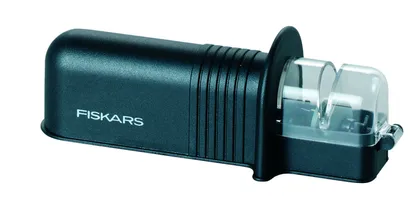 NOATERITAJA FISKARS ROLL-SHARP?
