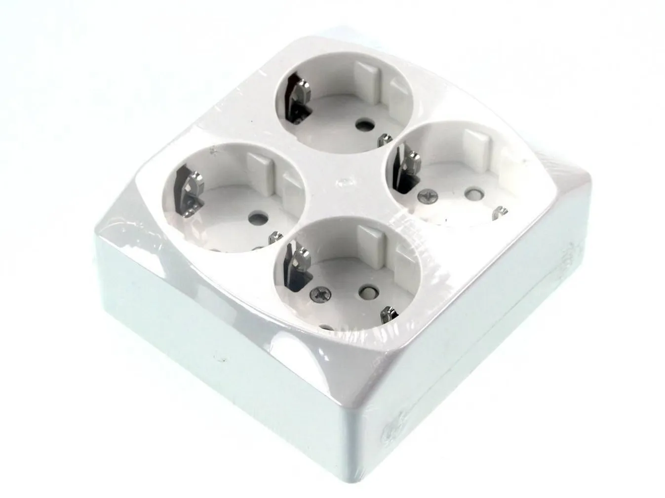 4-NE E.PESA PIND VALGE MALMBERG ALTER