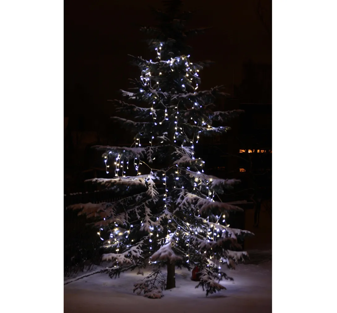 VALGUSKARDIN JÄÄPURIKAKUJULINE 100LED 5M KÜLM VALGE, VALGE KAABEL, JÄTKATAV