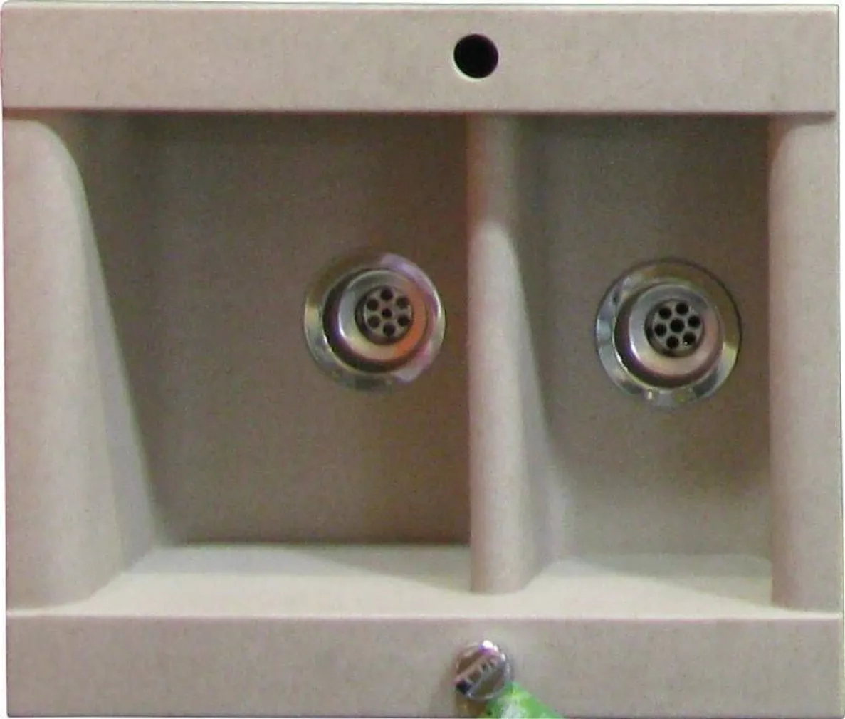 VALAMU GRANIIT VOGA 637X540X200MM LIIV