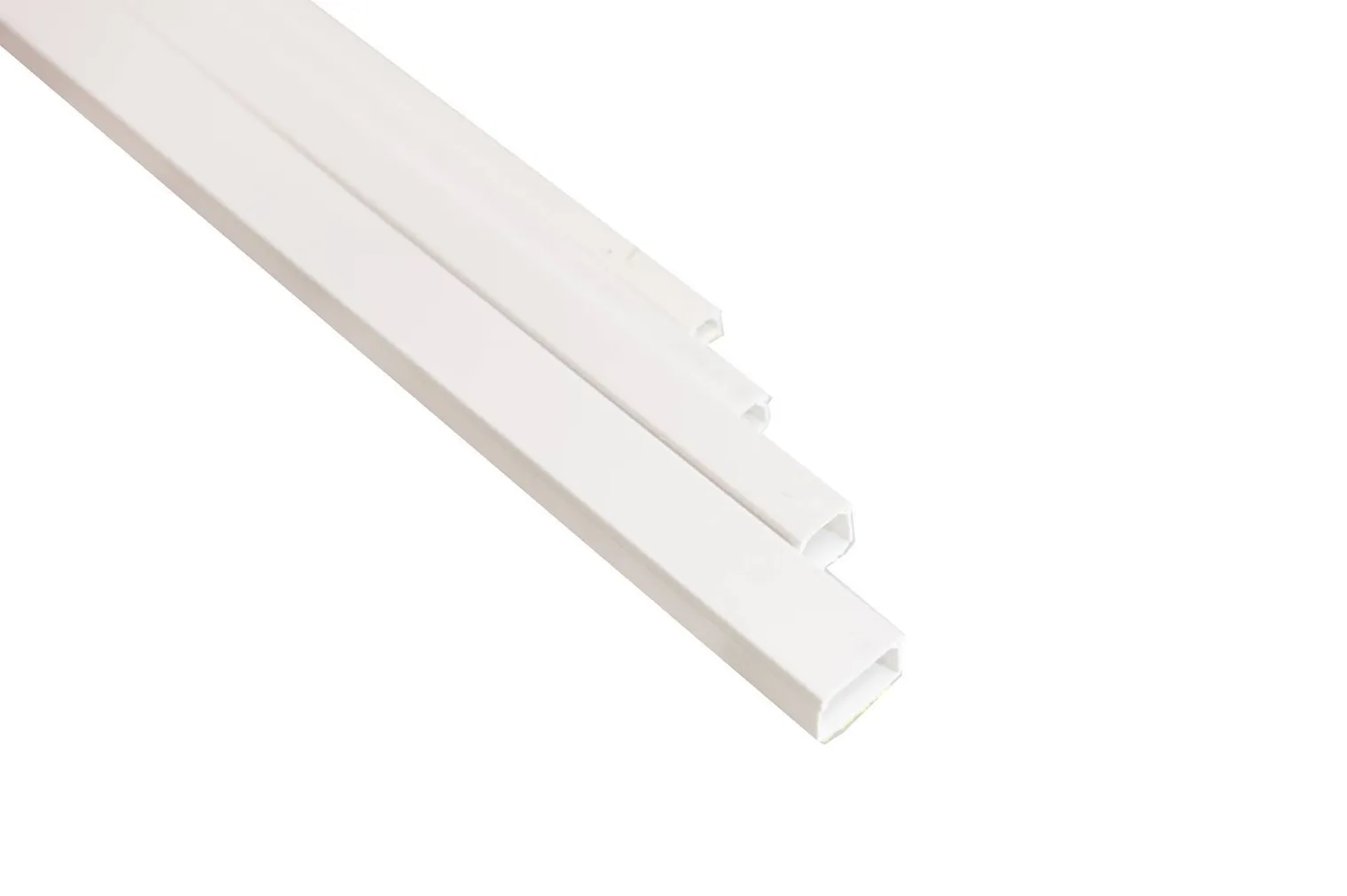 KARBIK 25X16MM VALGE 2M SC