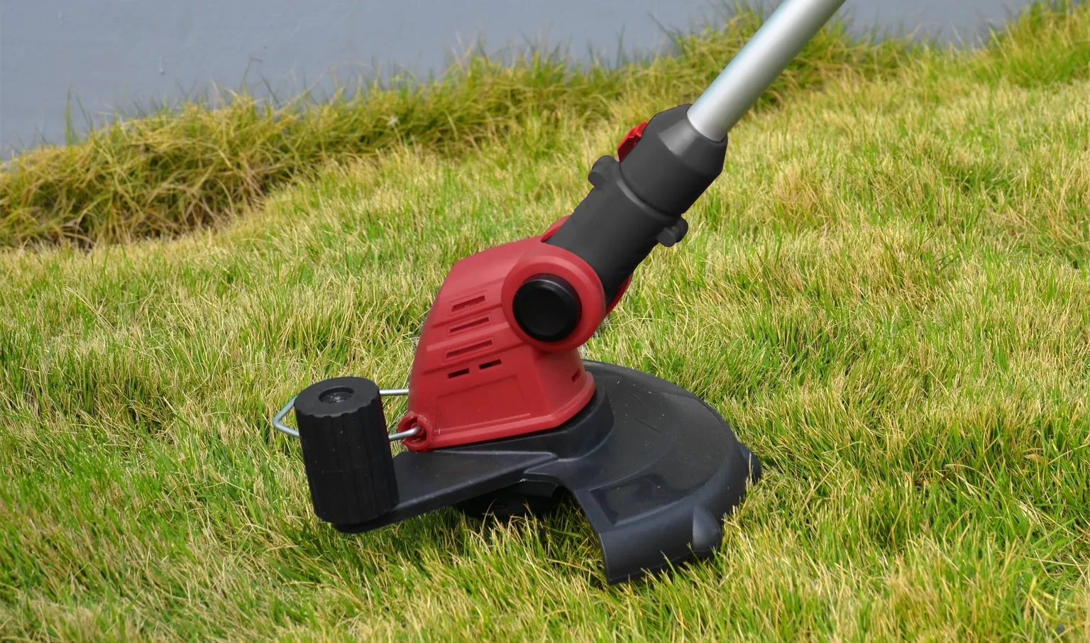 AKUTRIMMER MATRIX BLT 20-250 LI-U 20V 1 X 2,0 AH