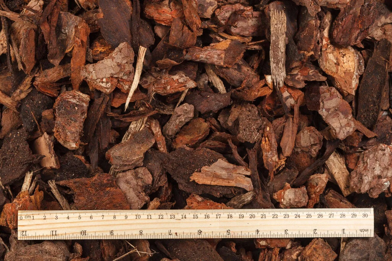 MÄNNIKOORE MULTŠ AGREGGARE 30-60MM 50L 63 KOTTI ALUSEL