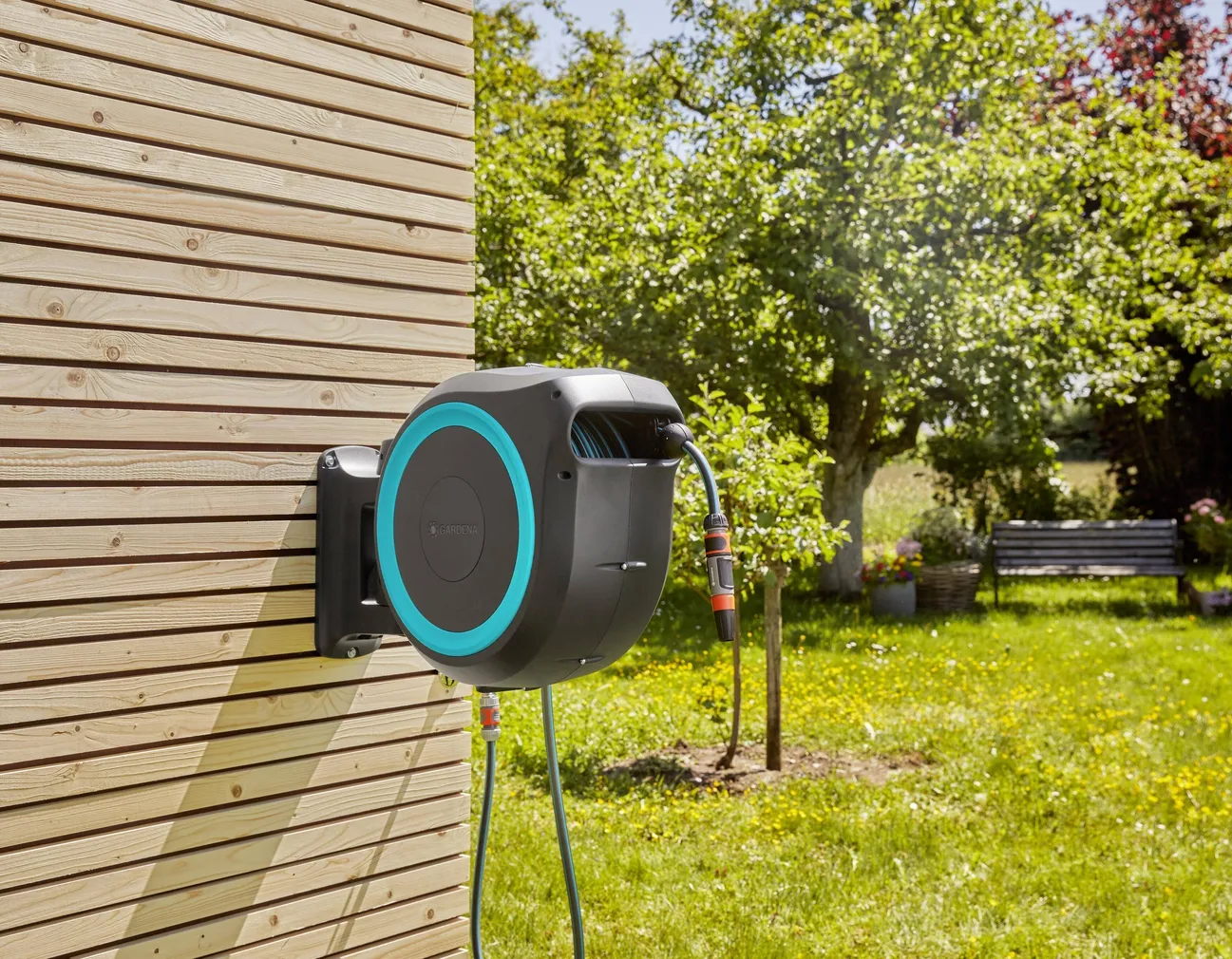 VOOLIKUPOOLI KOMPLEKT GARDENA SEINALE ROLL-UP 35M TÜRKIIS