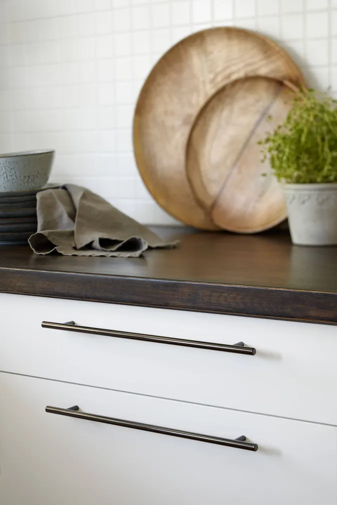 MÖÖBLIKÄEPIDE HABO 288MM MUST NIKKEL