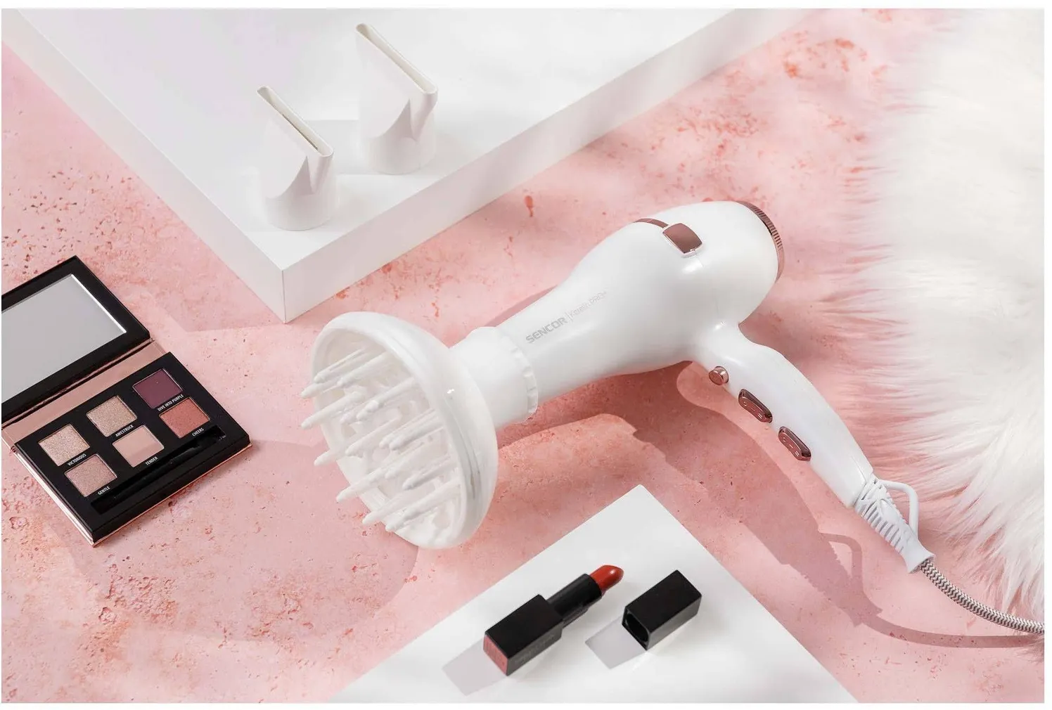 FÖÖN SENCOR SHD8200GD ARGAANÕLIHOOLDUSEGA