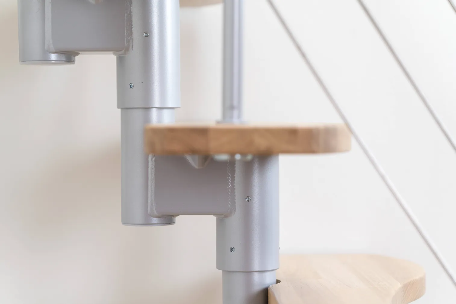 MOODULTREPP DOLLE BASEL RAL 9005 PÖÖK/HALL