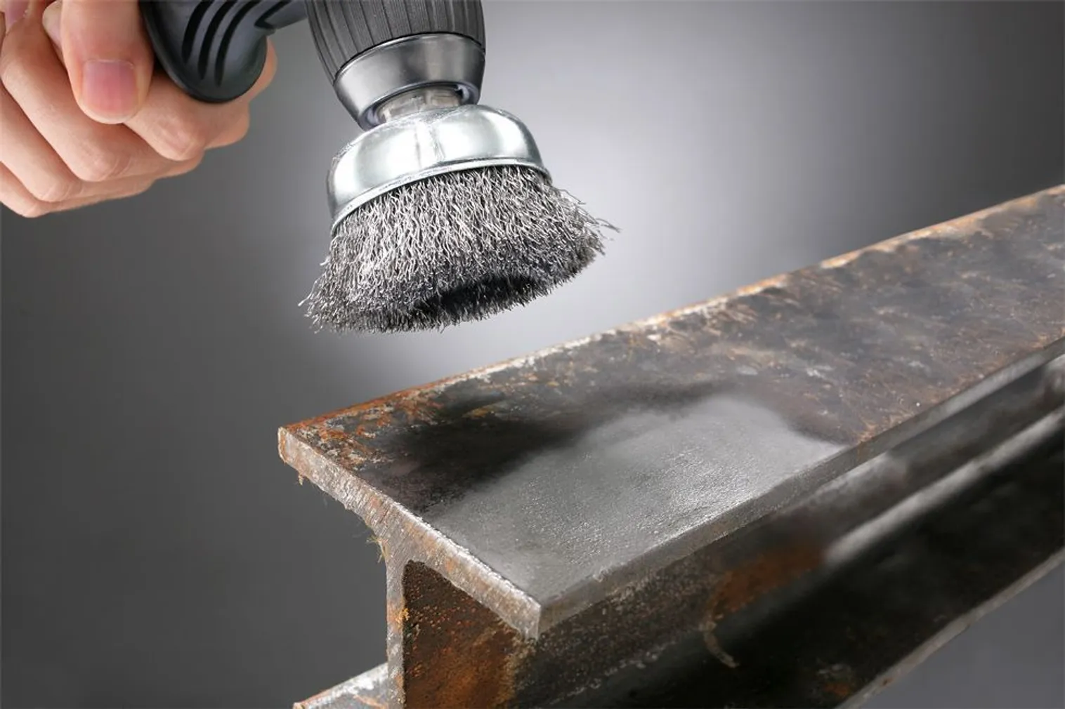 TRAATKAUSSHARI KWB 50, JÄMEDAKIULINE