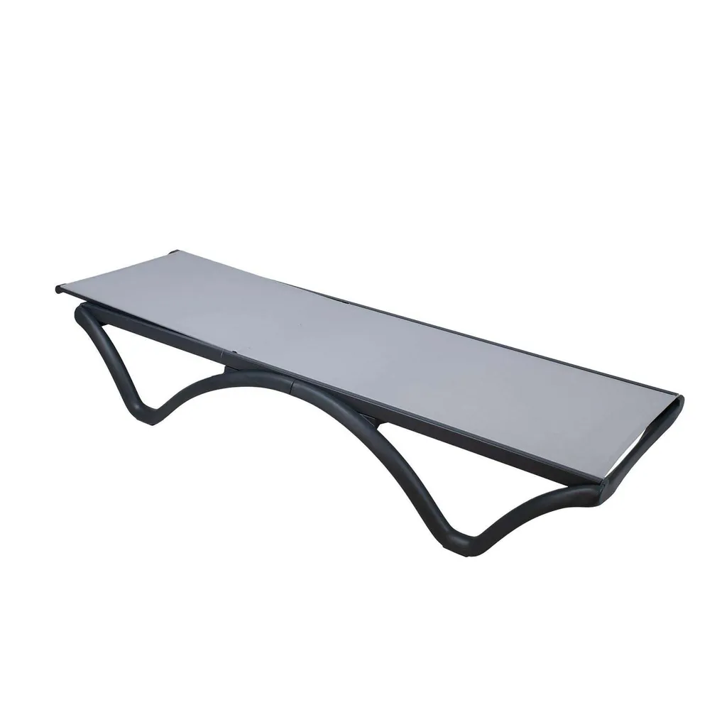 LAMAMISTOOL KIWI HALL