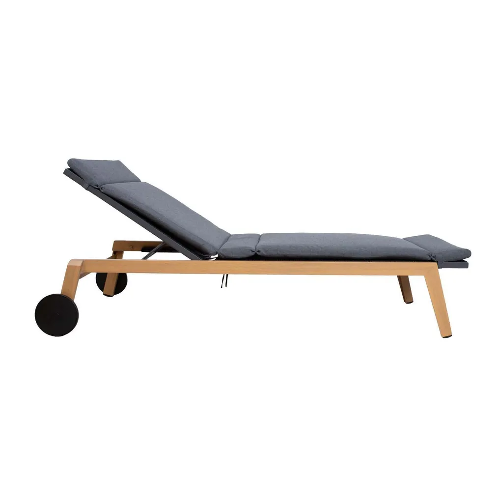 LAMAMISTOOL SUEZ HALL