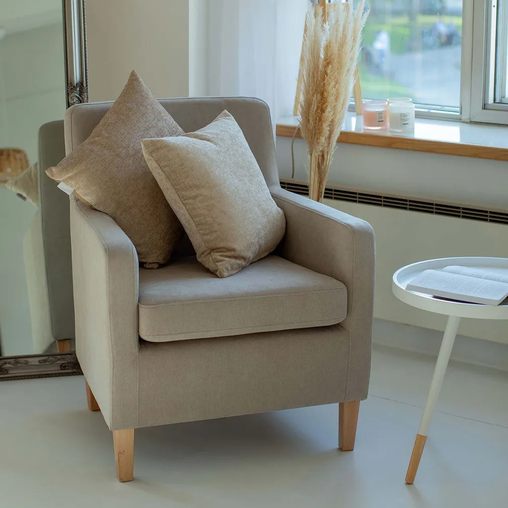 TUGITOOL LEENE BEEŽ