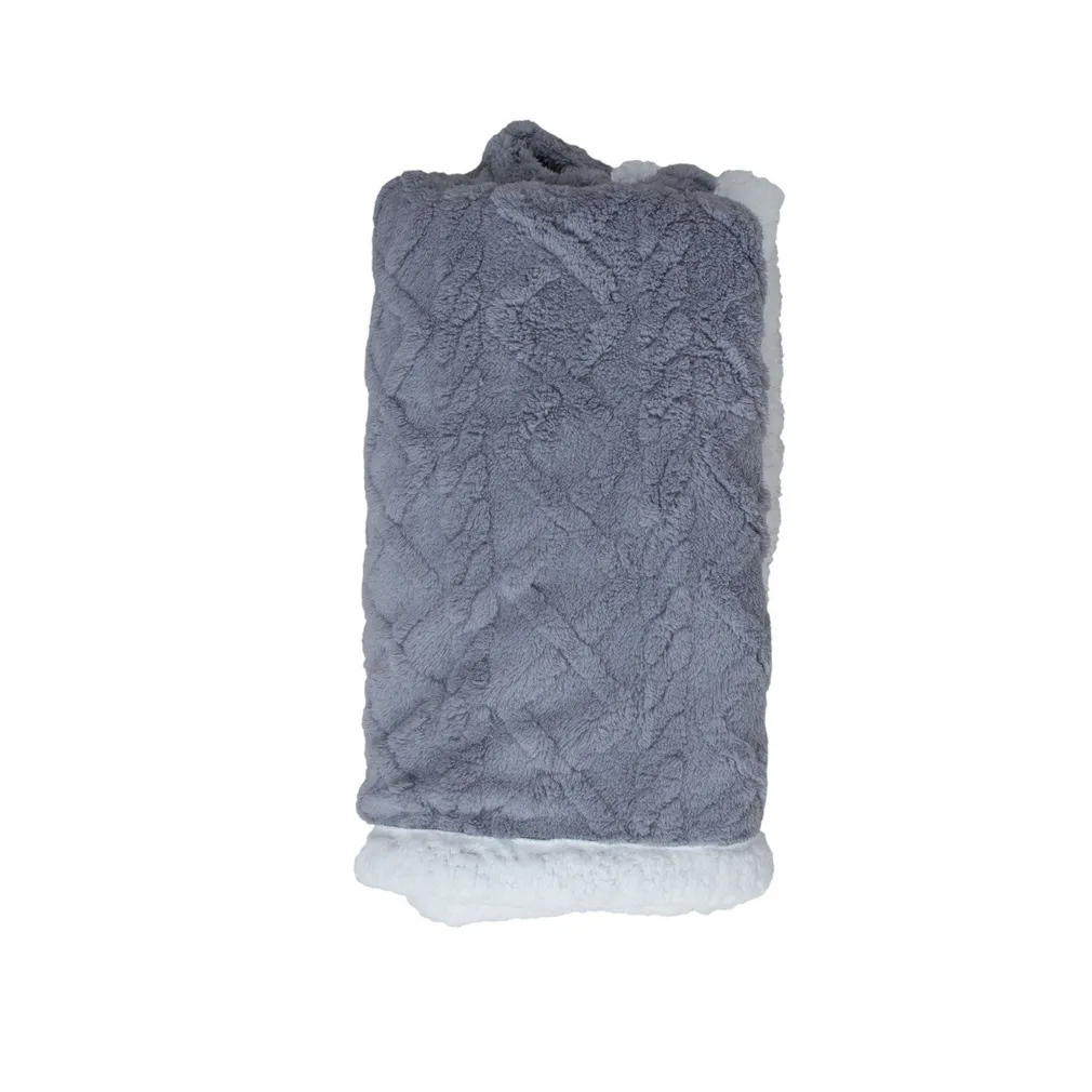 PLEED KAPUUTSIGA MONNA HALL